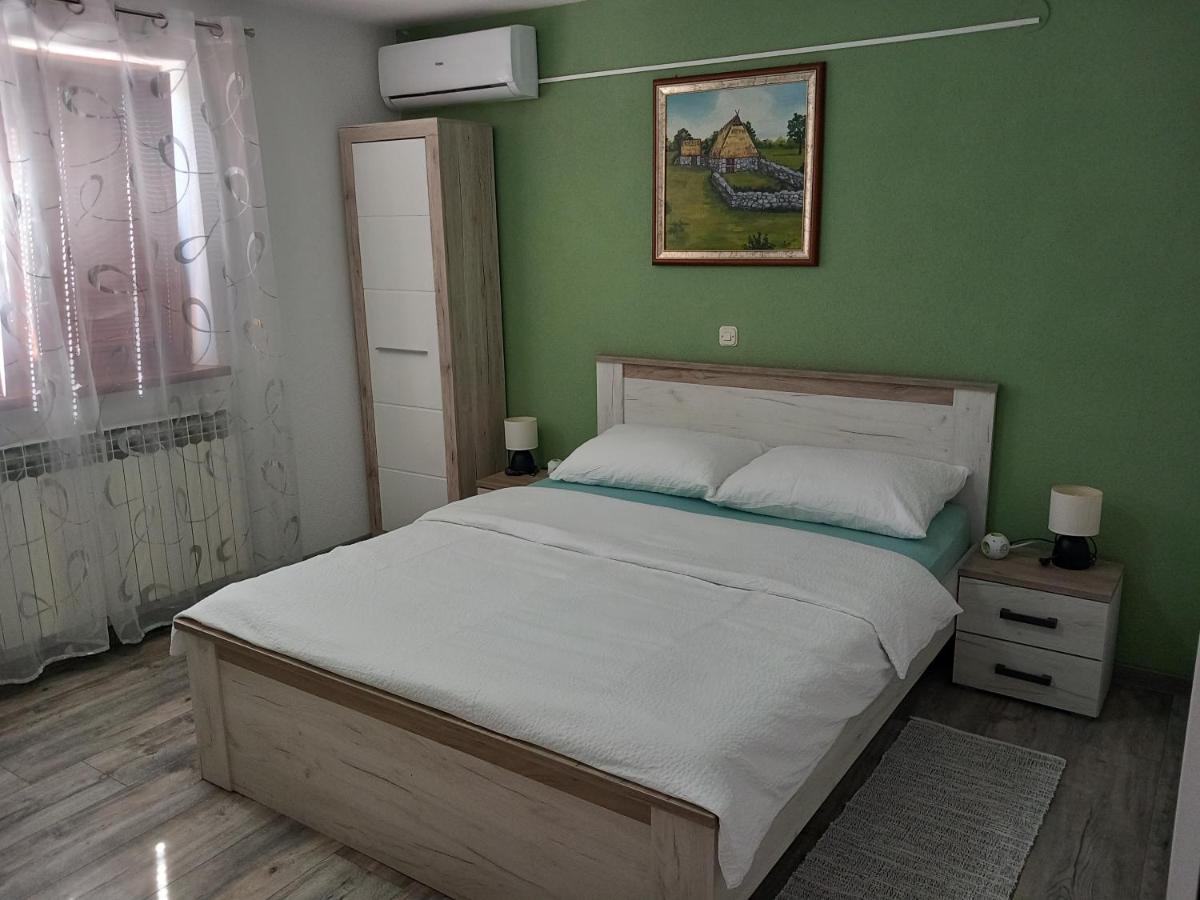 Guesthouse Mario Korenica Luaran gambar