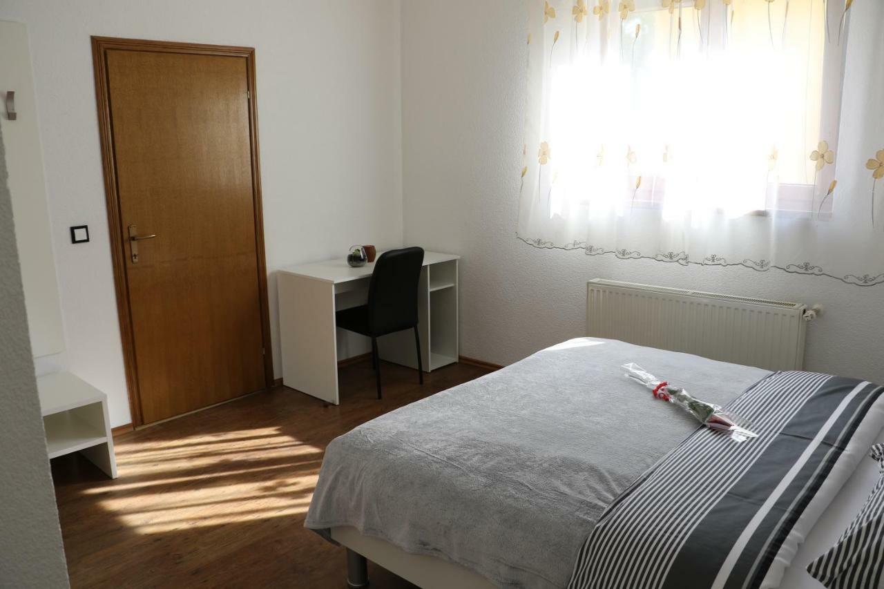 Guesthouse Mario Korenica Luaran gambar