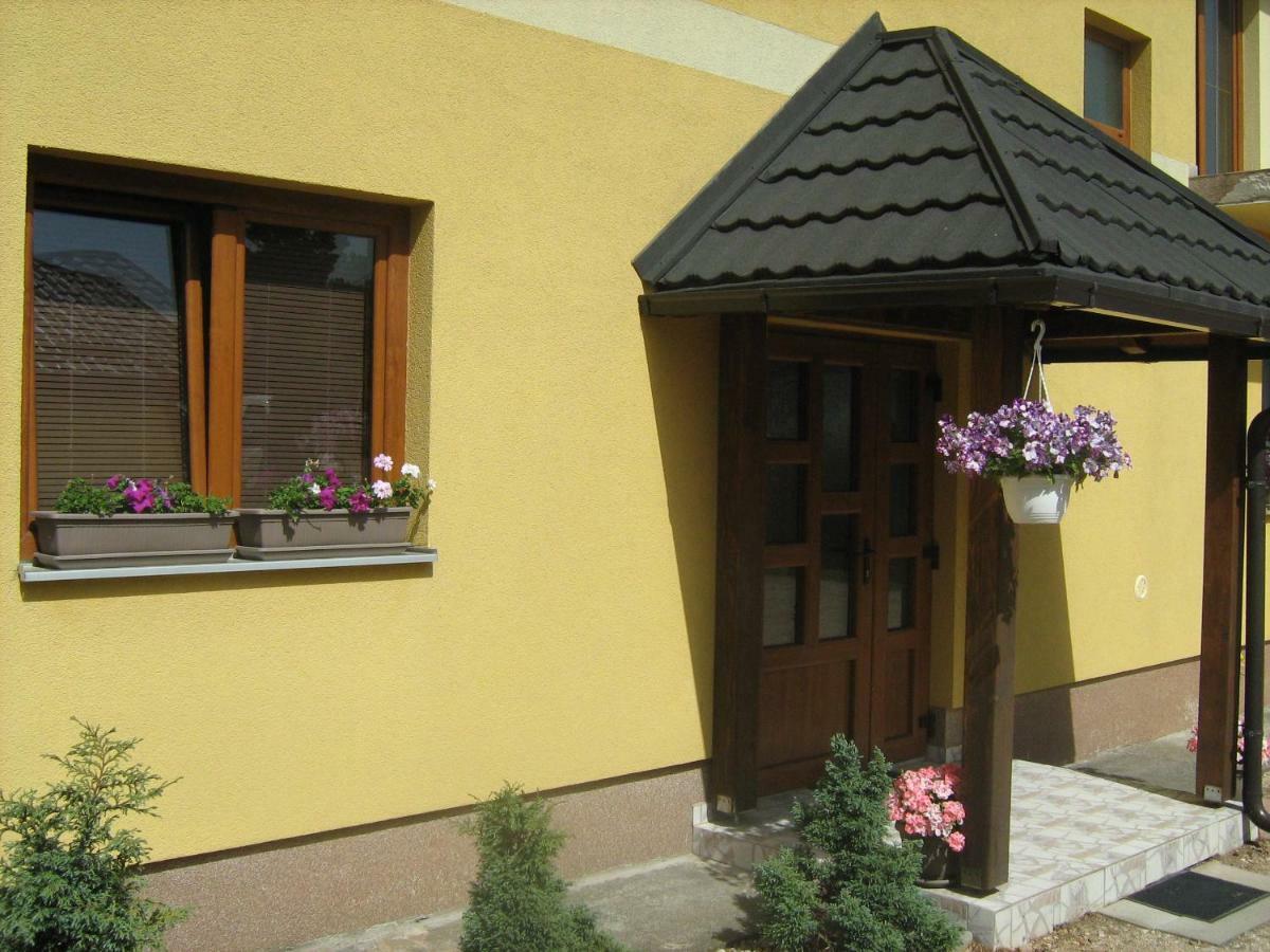Guesthouse Mario Korenica Luaran gambar